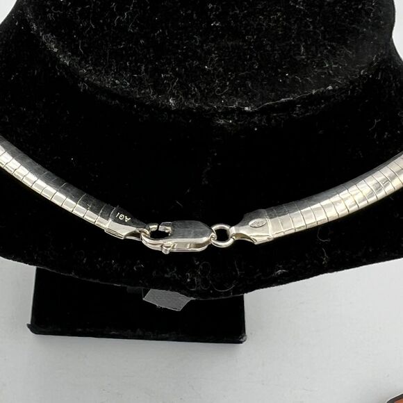 Silver 925 Sterling Woman’s Choker Omega Necklace. 5.7mm Width 16 Inch Length. - Picture 4 of 6